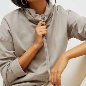 M.M. Lafleur The Harris Sweatshirt Pull Over Smoky Taupe M Scoop neck Oversize